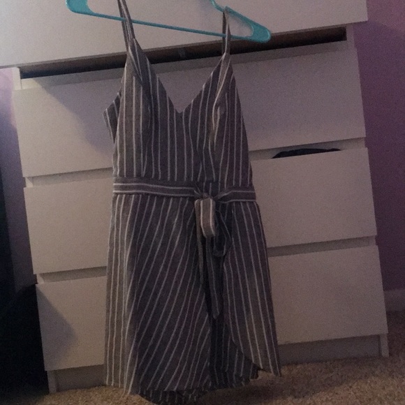 Striped Romper - Picture 2 of 4